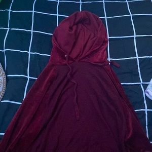 Burgundy light weight sweatshirt